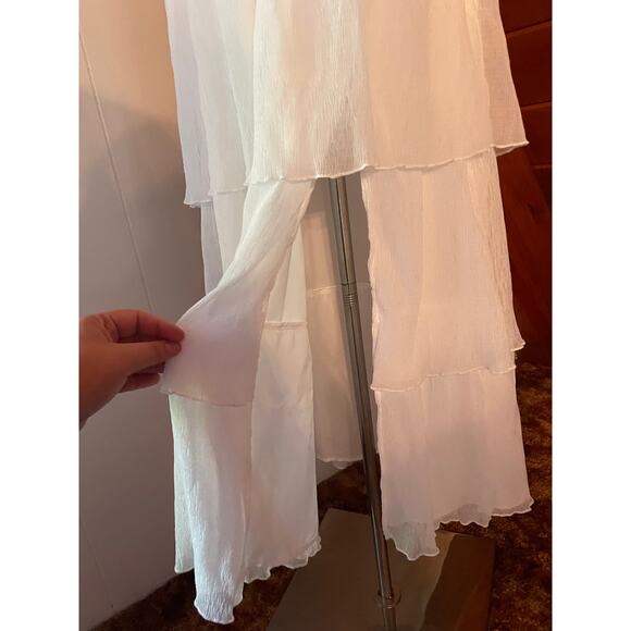 ASTR the Label NWOT - White Emporia Tiered Tulle Midi Dress - Large - Picture 7 of 12